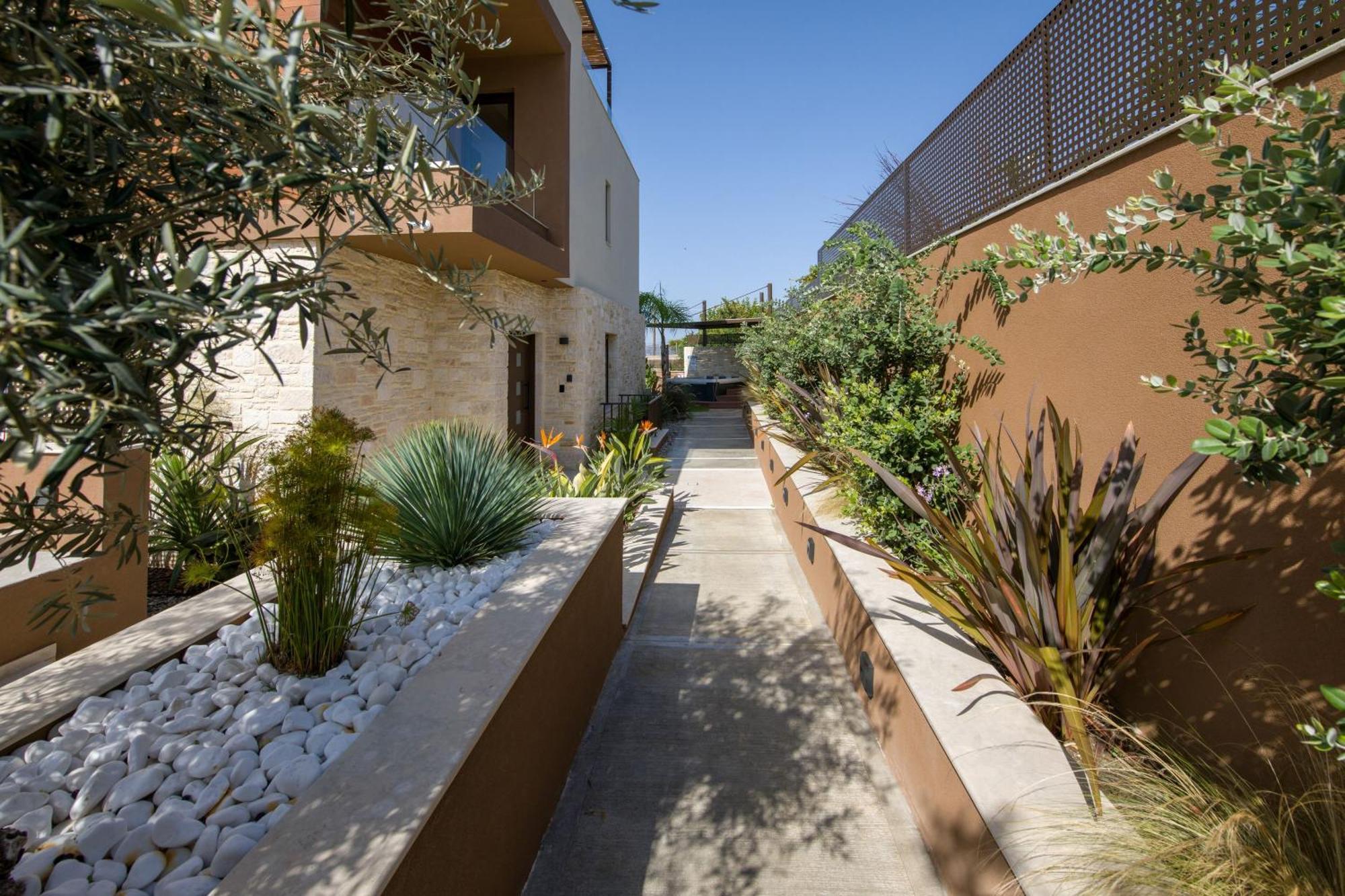 Almi-Cove Hilltop Villas Almirida Екстериор снимка